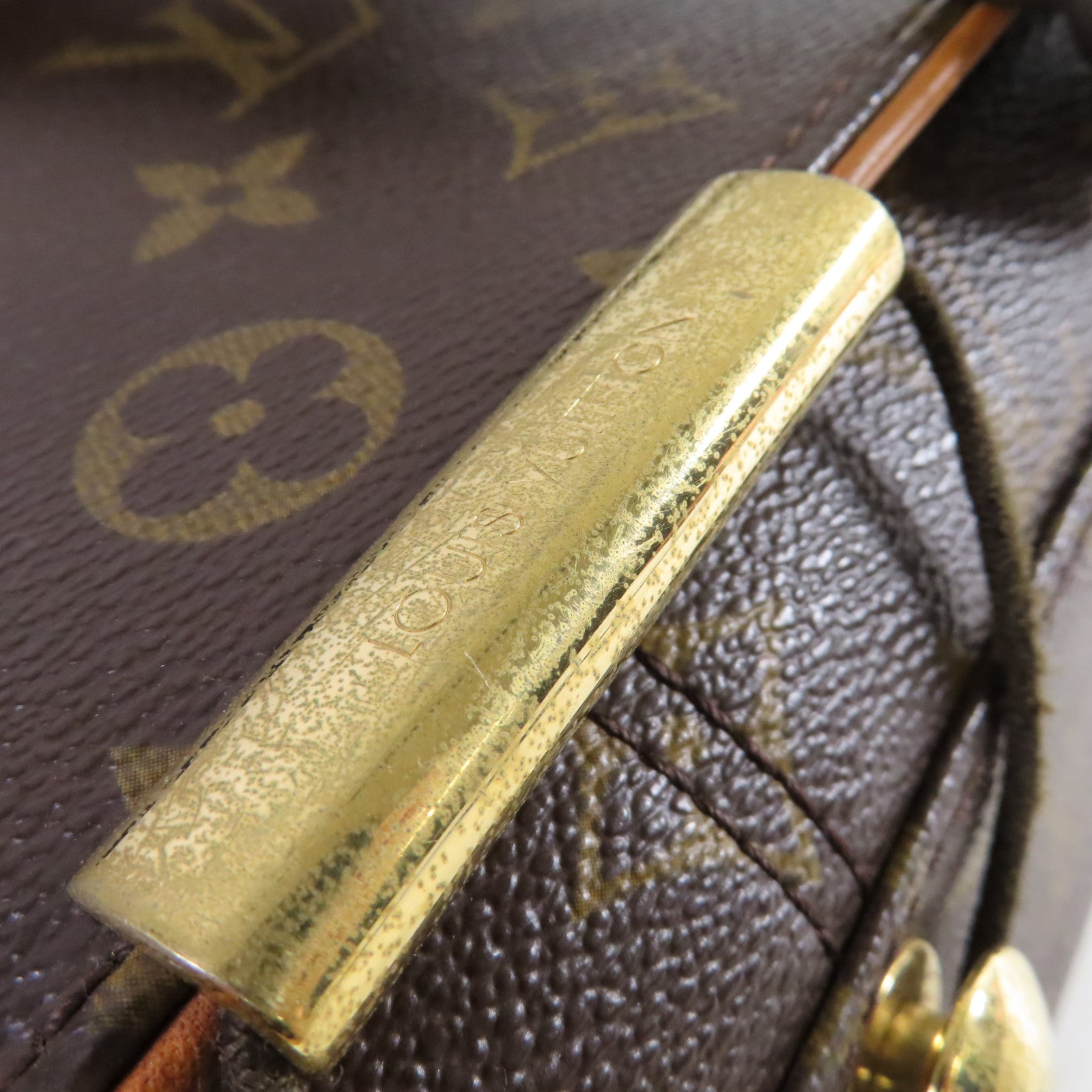 LOUIS VUITTON 【激減優惠】Monogram Abbesses Messenger Bag金扣肩背袋啡色