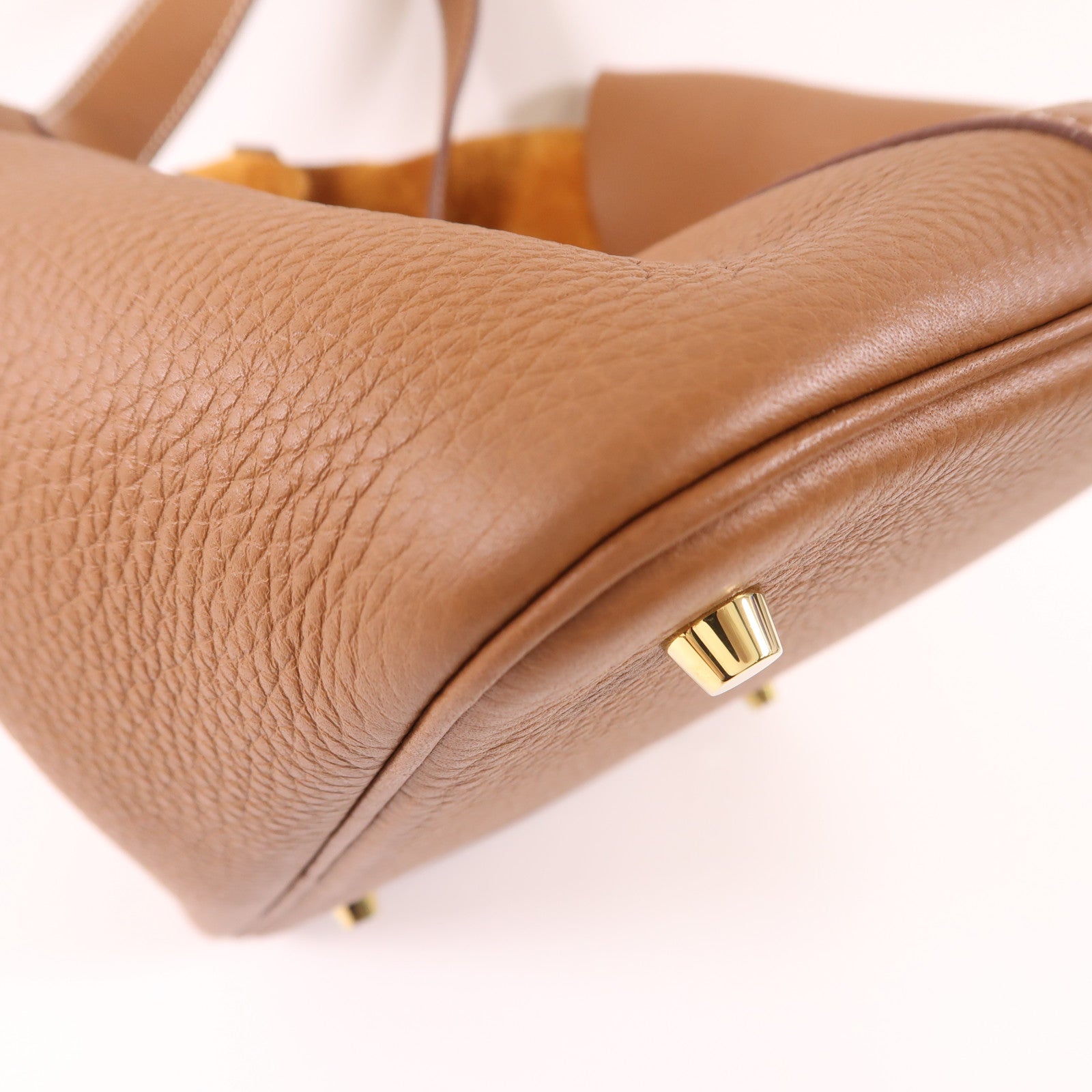 HERMES Clemence皮革Picotin MM金扣手挽袋37 Gold
