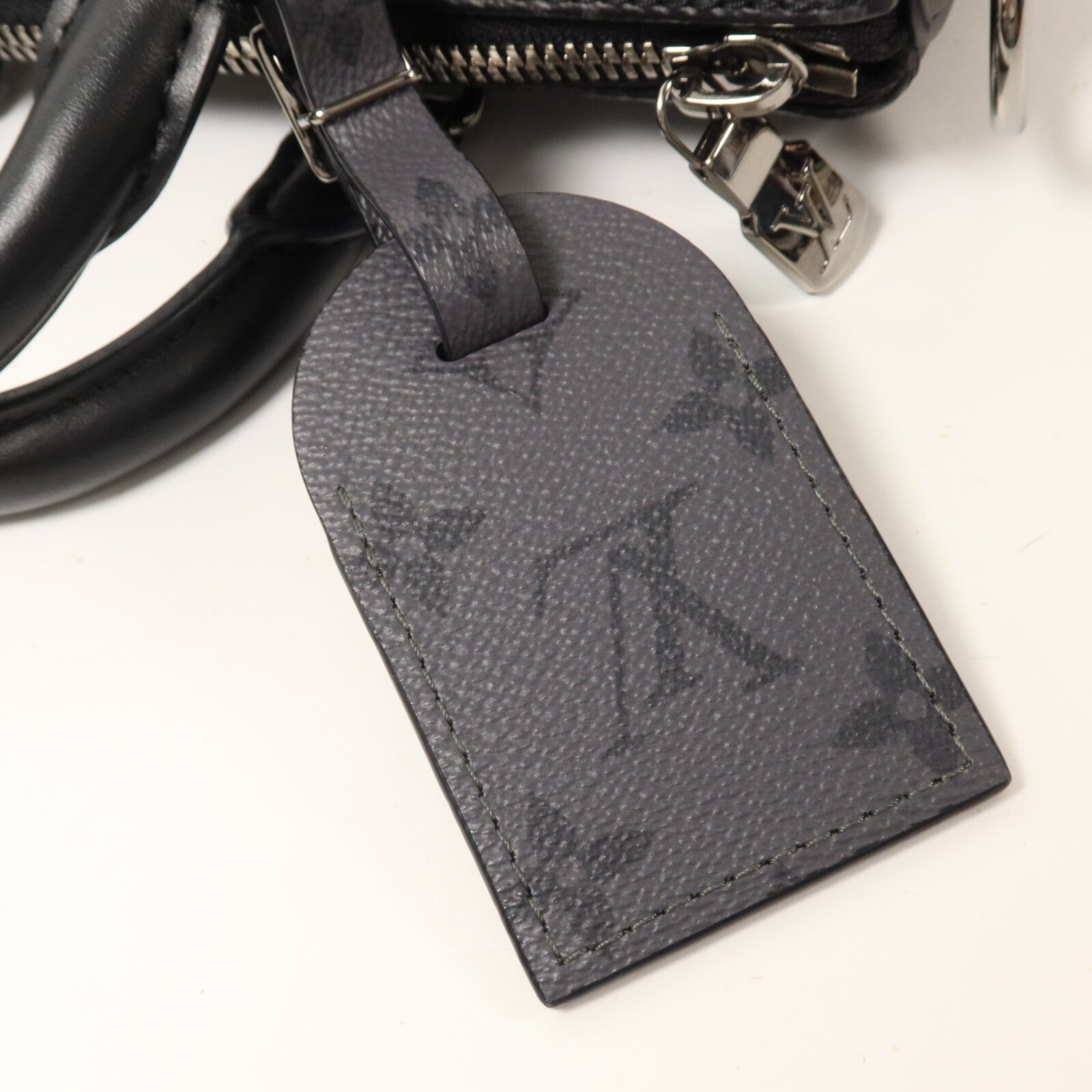 LOUIS VUITTON Monogram Eclipse Keepall Bandouliere 25手挽肩背兩用袋