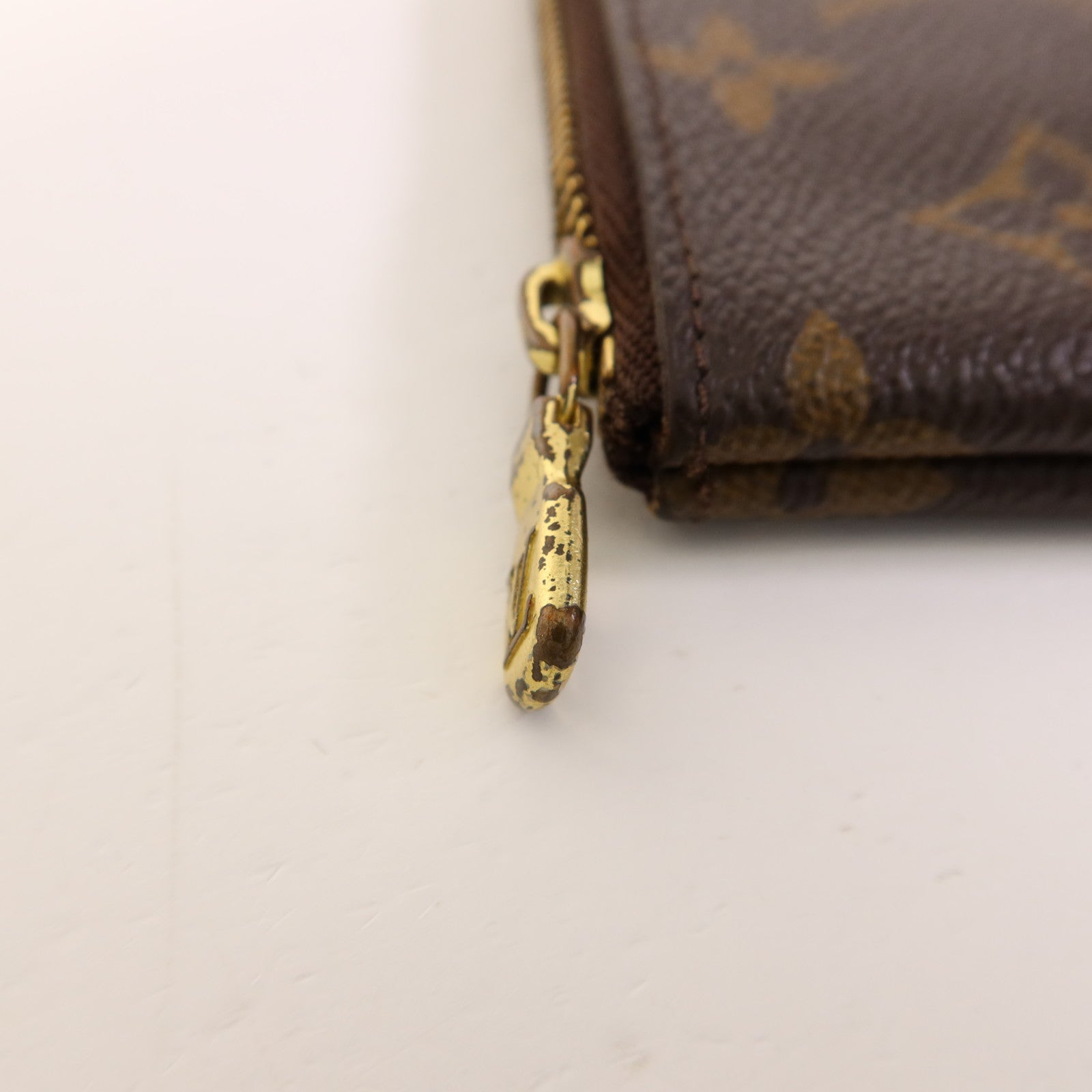 LOUIS VUITTON Monogram Key Pouch金扣鎖匙包