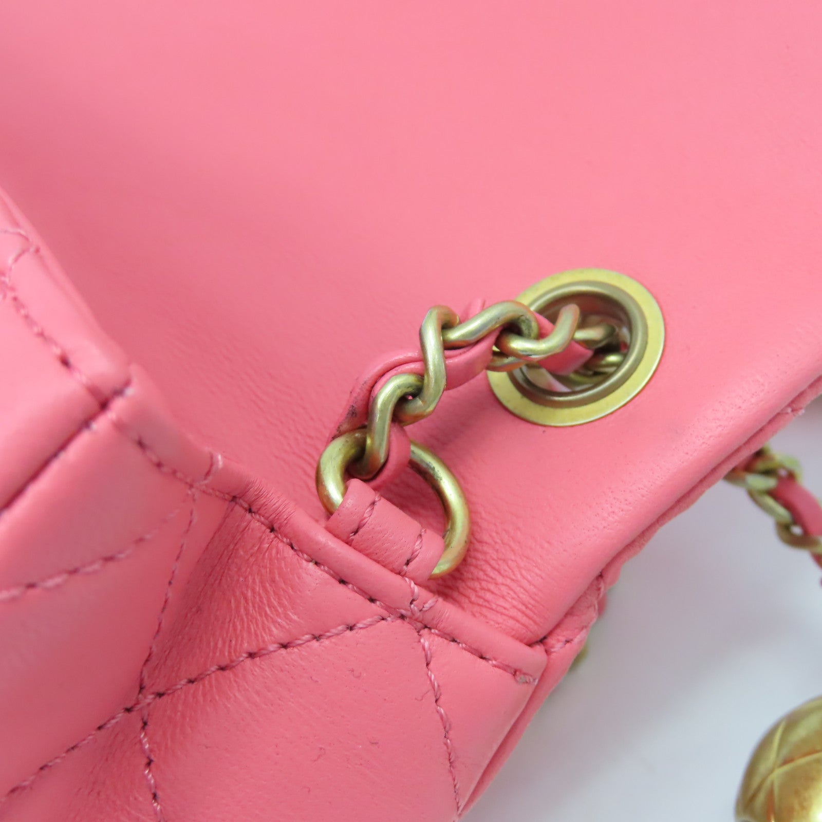 CHANEL **【激減優惠】菱格羊皮皮革Classic 20金扣鏈帶肩背袋粉紅色