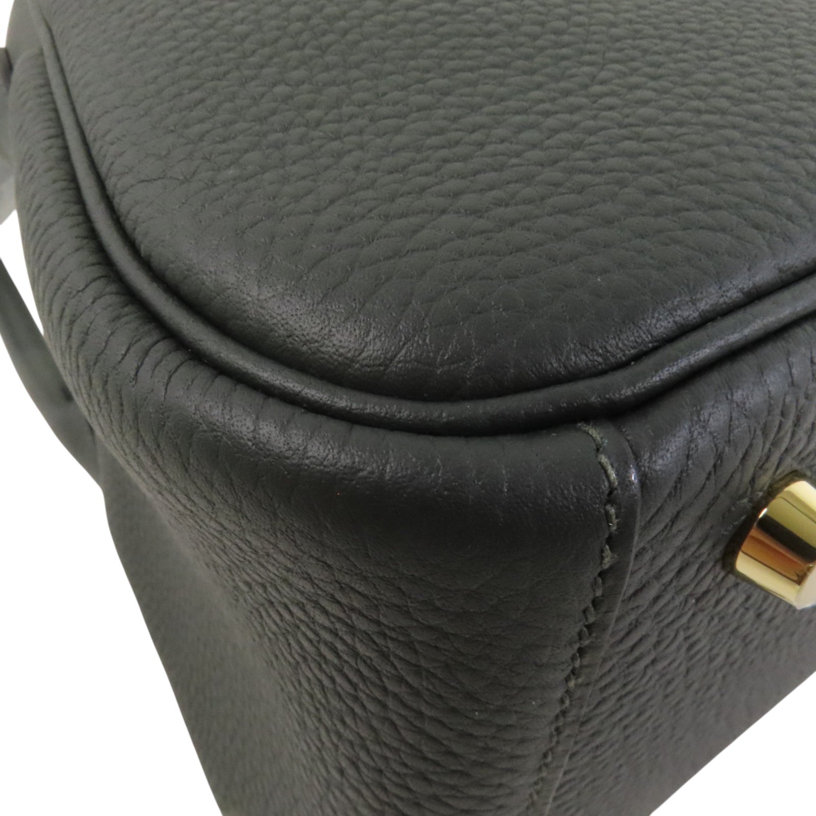 HERMES Clemence皮革Lindy 26金扣肩背袋