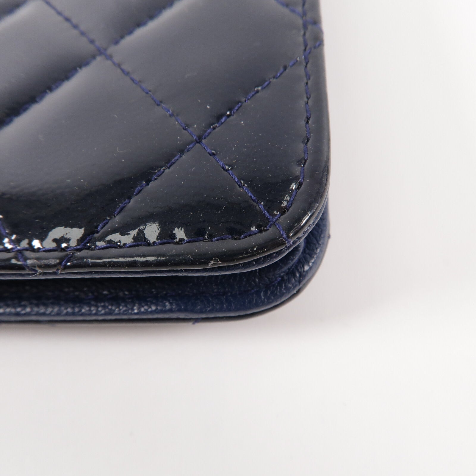 CHANEL 漆皮皮革Wallet On Chain鏈帶肩背袋