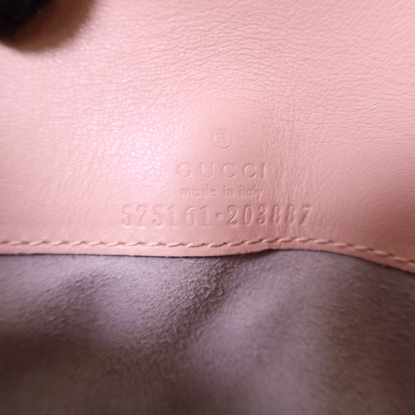 GUCCI 皮革GG Marmont Super Mini Chain Bag金扣手挽袋