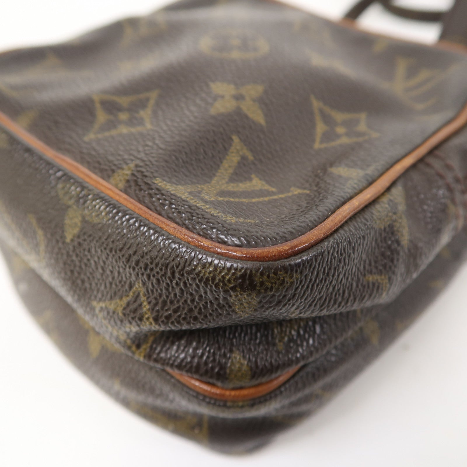 LOUIS VUITTON 【激減優惠】Monogram Amazon金扣肩背袋啡色