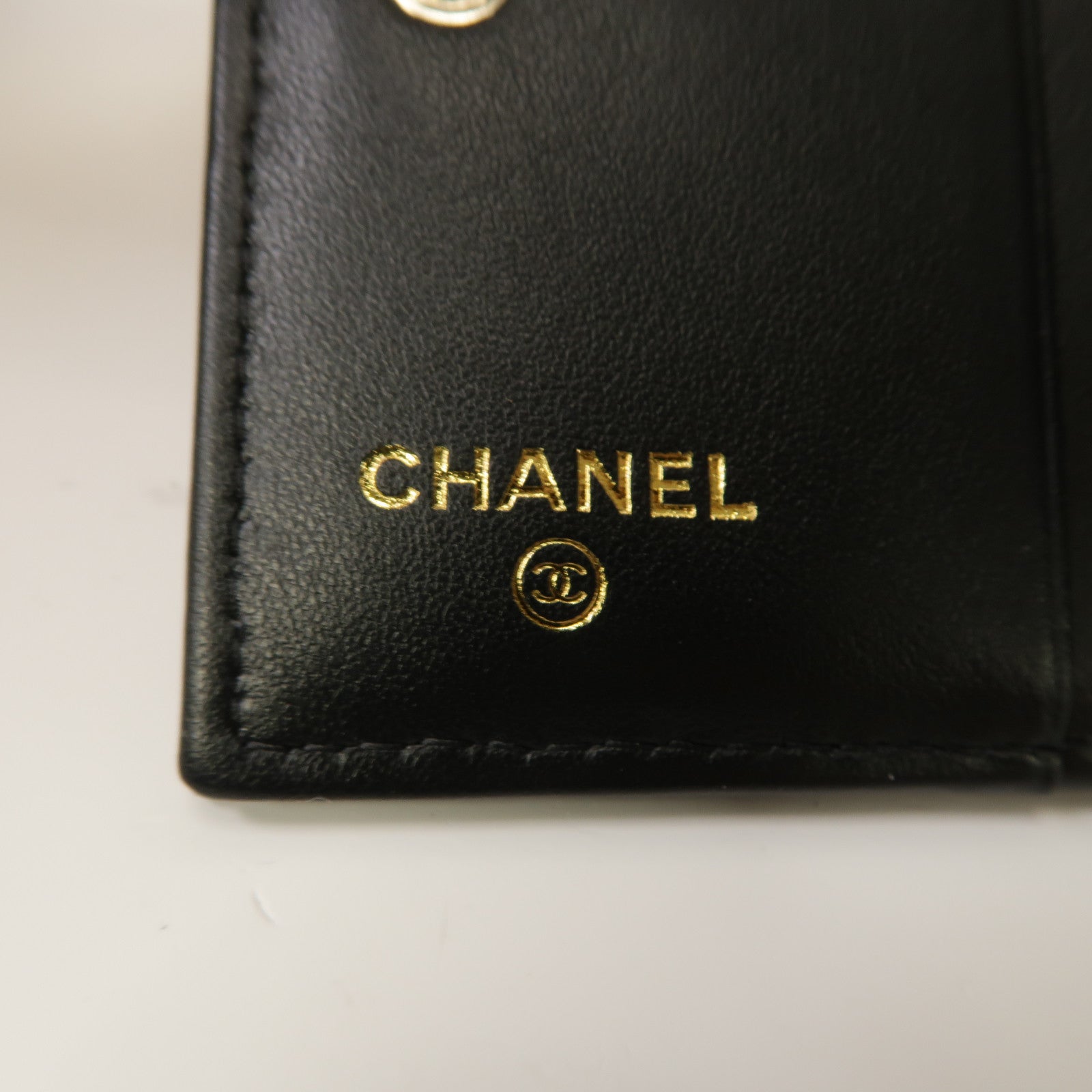 CHANEL 菱格Caviar皮革Wallet銀扣啪鈕錢包黑色