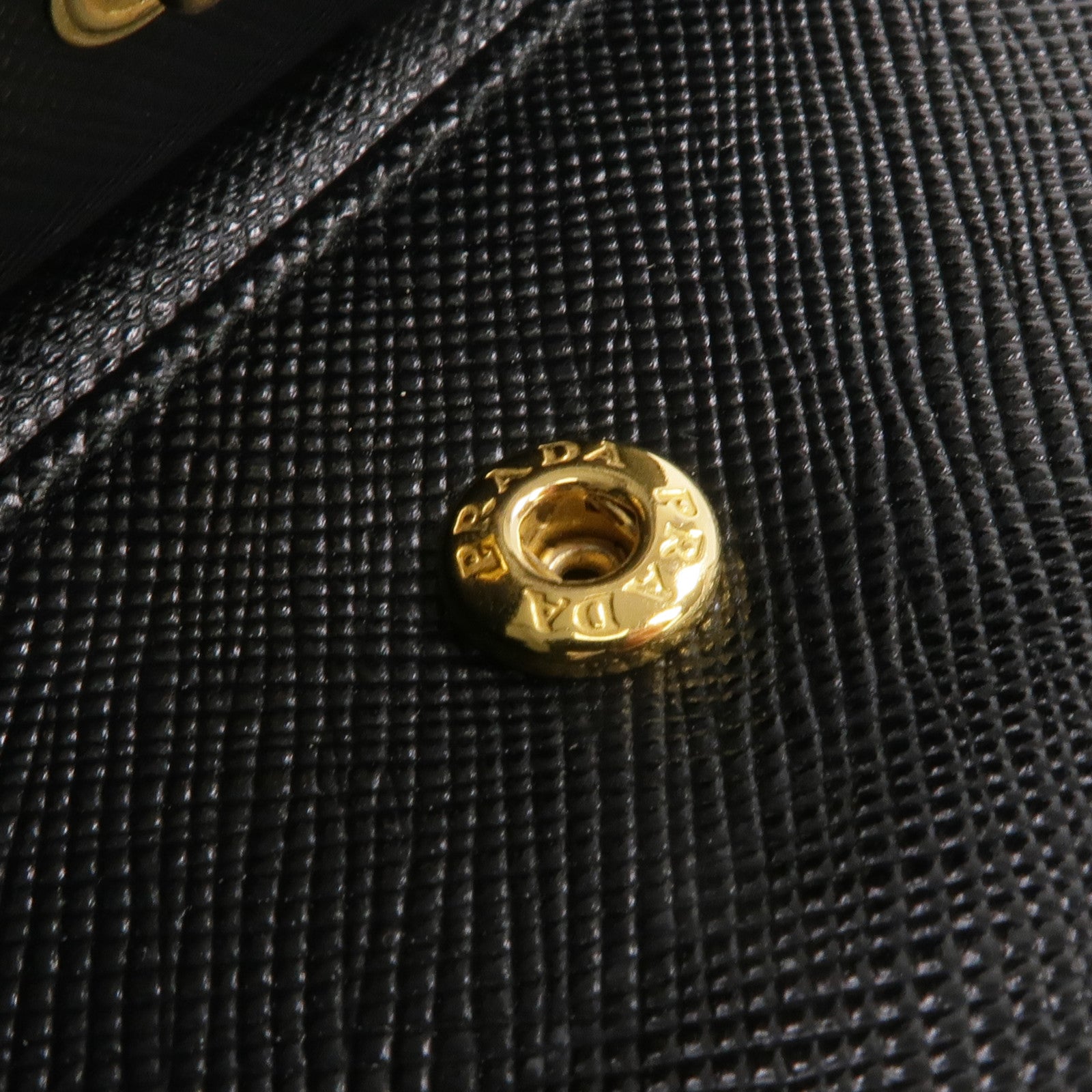 PRADA 牛皮皮革Wallet金扣錢包