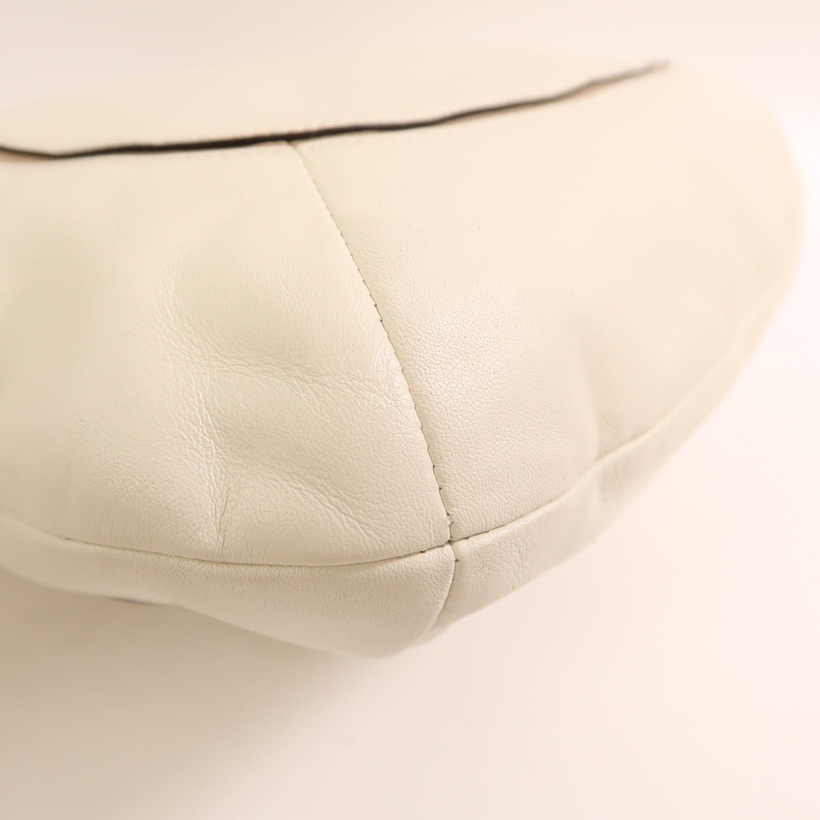 COACH 牛皮皮革Shoulder Bag銀扣肩背袋