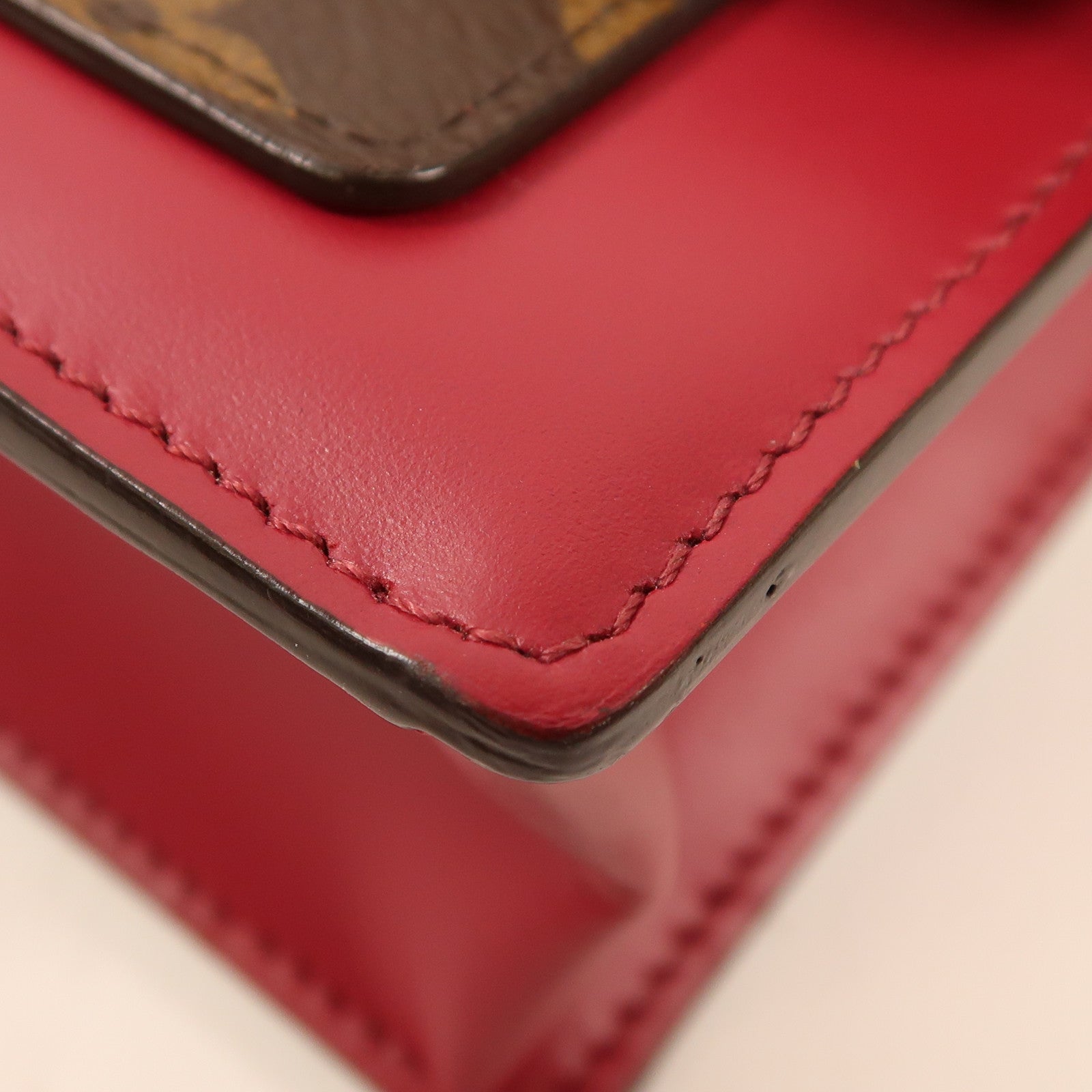 LOUIS VUITTON【激減優惠】 Monogram Portefeuille Flor金扣鏈帶肩背袋棕色/紅色