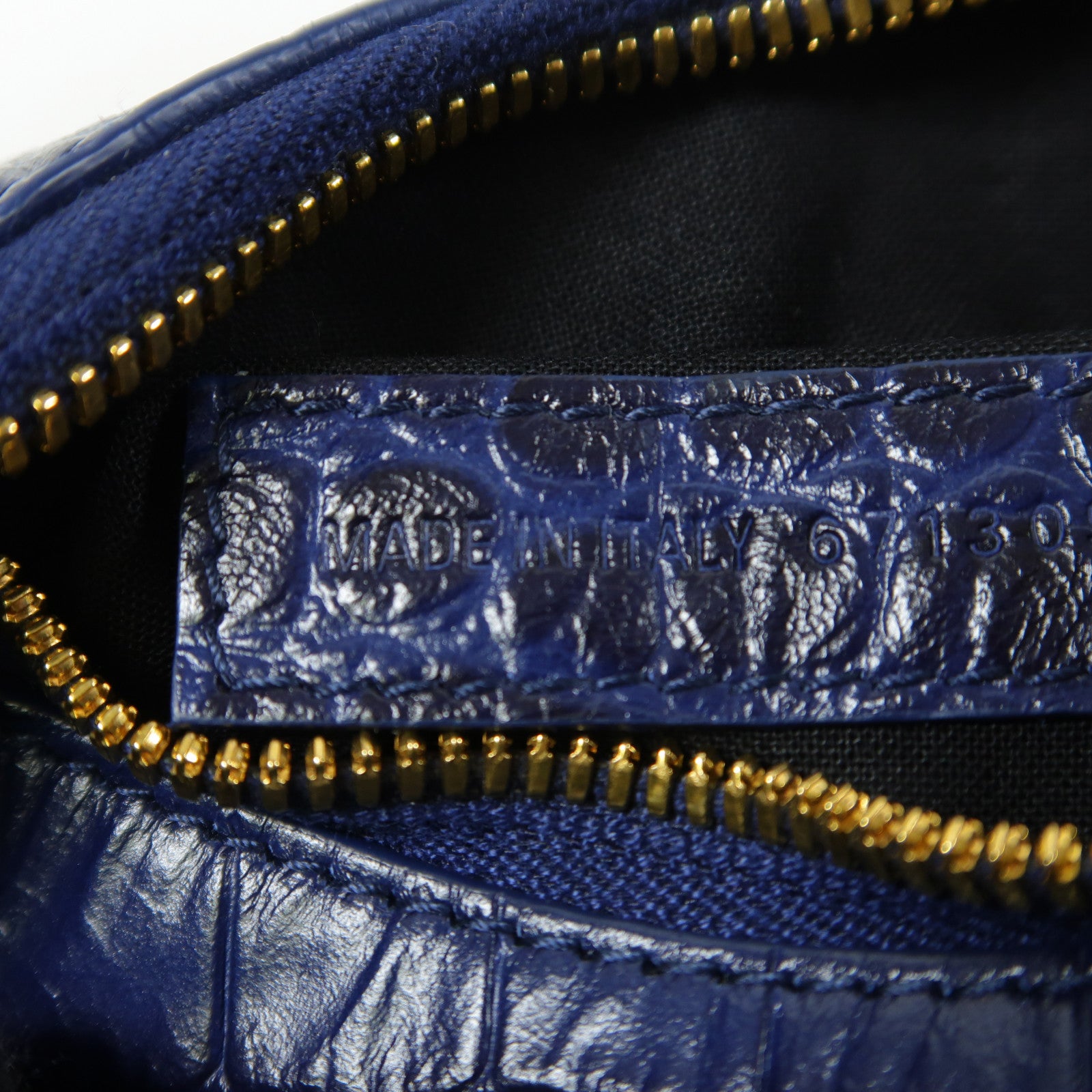 BALENCIAGA 牛皮皮革Le Cagole XS金扣肩背袋