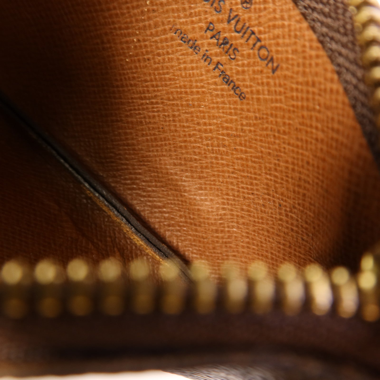 LOUIS VUITTON Monogram Key Pouch金扣鎖匙包
