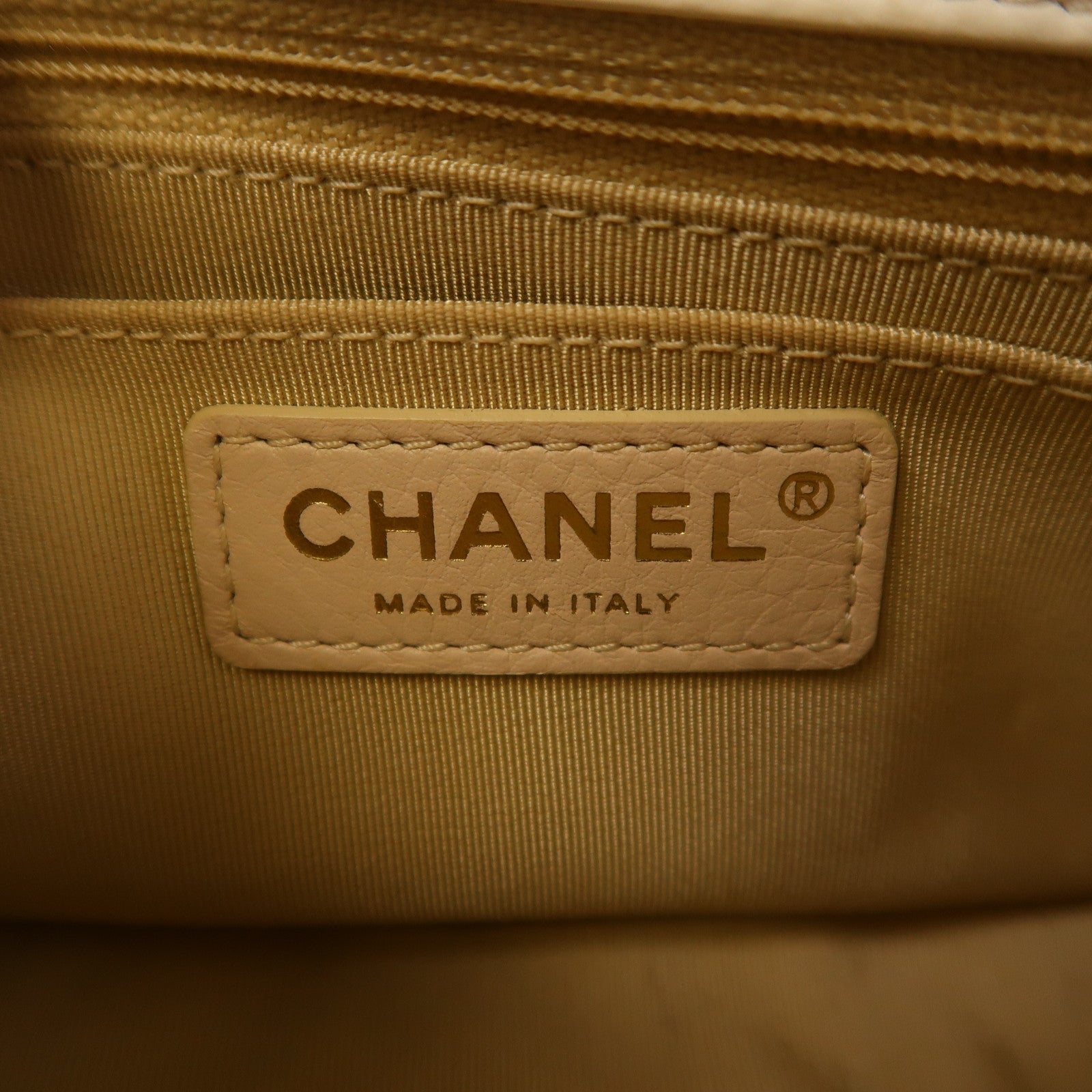 CHANEL 【激減優惠】菱格羊皮皮革Flap Bag金扣鏈帶肩背袋白色