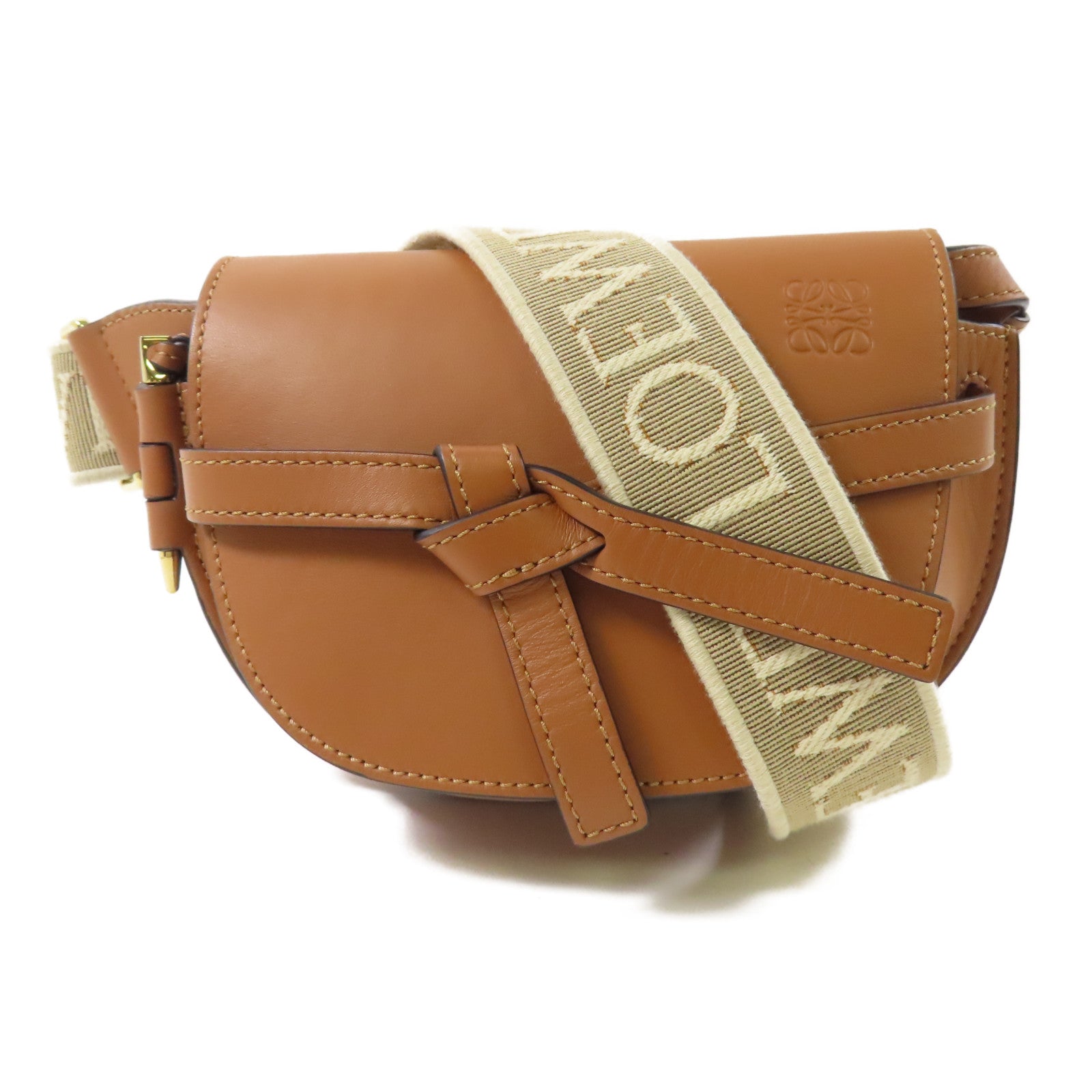 LOEWE 牛皮皮革Shoulder Bag金扣肩背袋