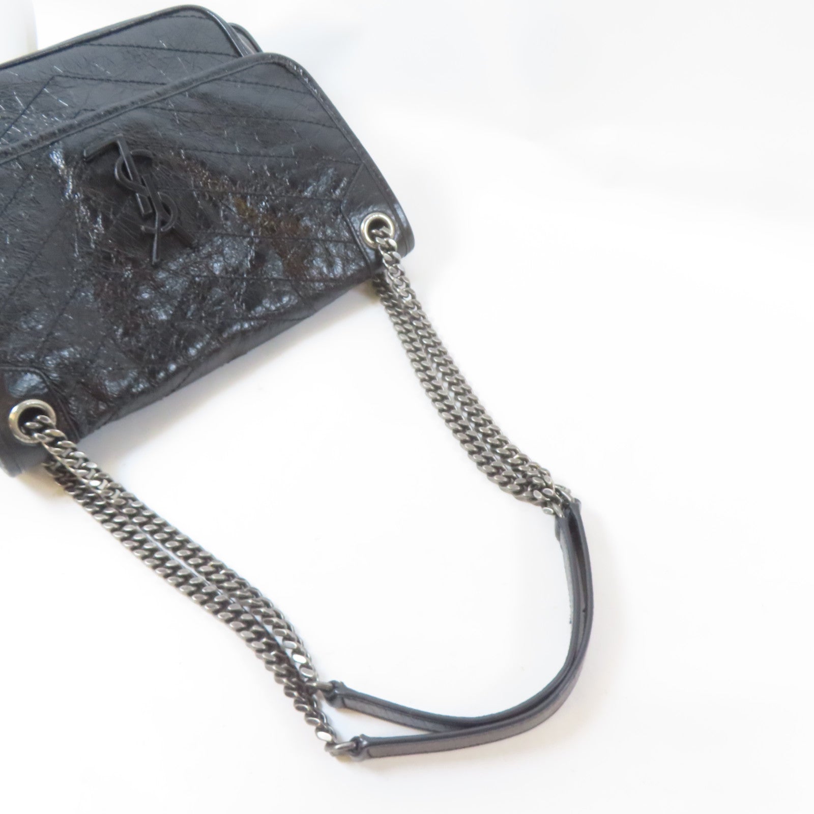 SAINT LAURENT 牛皮皮革Nikki銀扣鏈帶肩背袋黑色