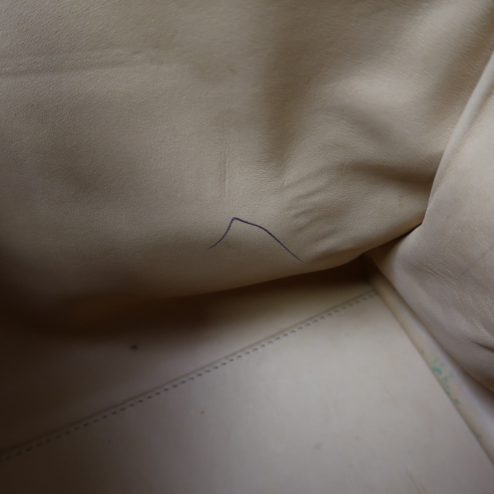 Delvaux 牛皮皮革Brillant MM金扣手挽肩背兩用袋啡色
