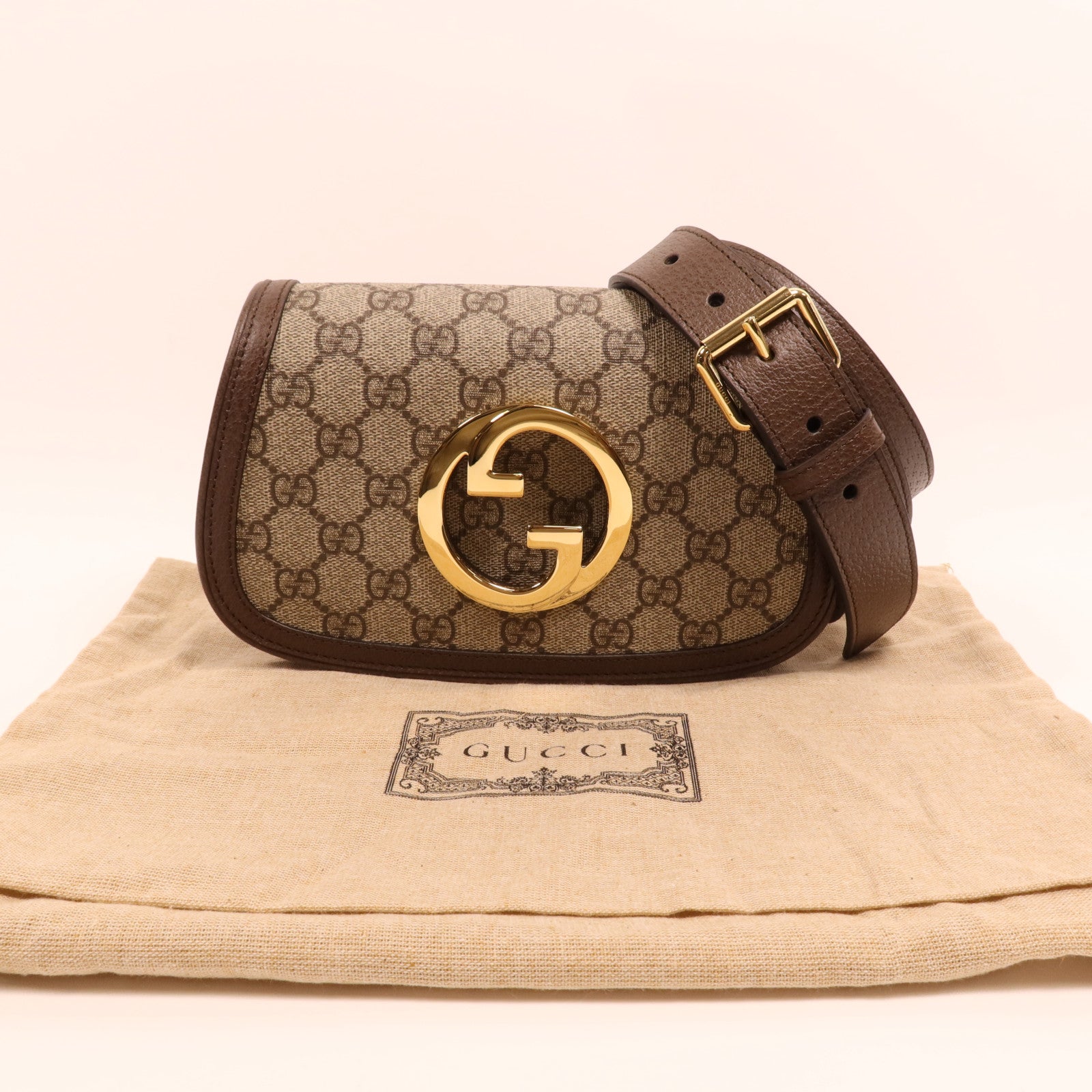GUCCI 塗層帆布Blondie GG Belt Bag金扣腰包