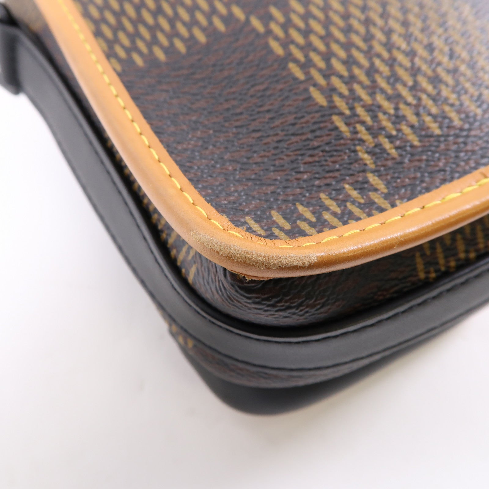 LOUIS VUITTON Monogram/Damier Nano Amazone肩背袋啡色