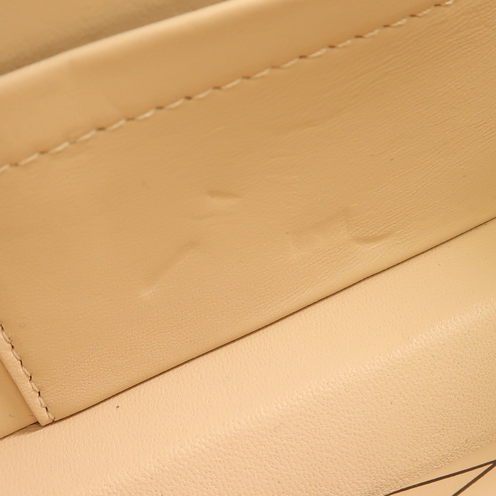 LOUIS VUITTON Epi Petite Malle金扣肩背袋