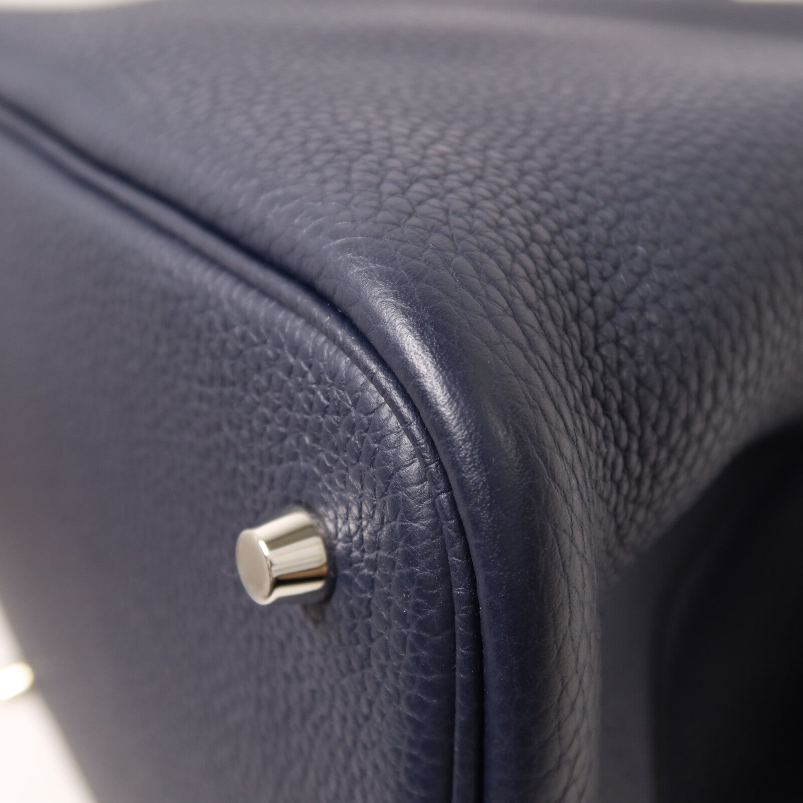 HERMES Clemence皮革Picotin MM扣手挽袋Bleu Nuit