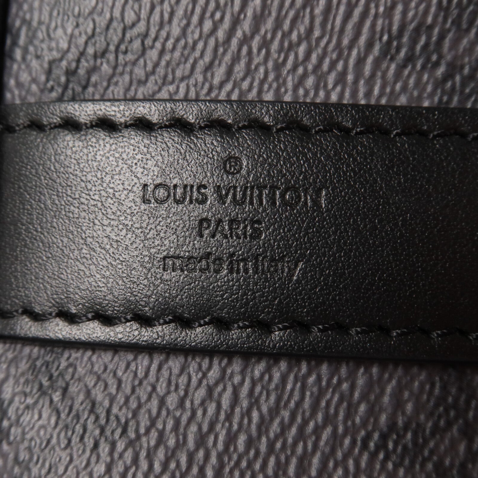 LOUIS VUITTON Monogram Eclipse Keepall Bandouliere 25手挽肩背兩用袋