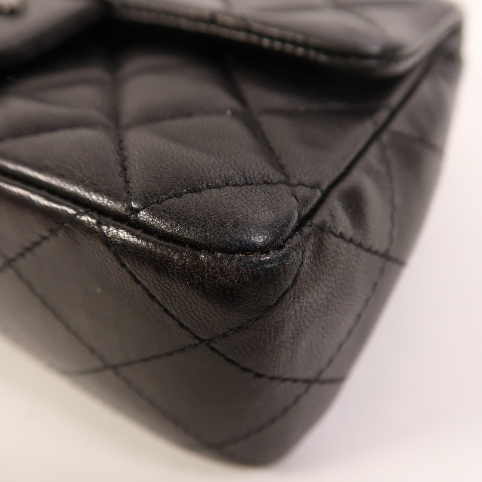 CHANEL 羊皮皮革Mini Classic 20鏈帶肩背袋