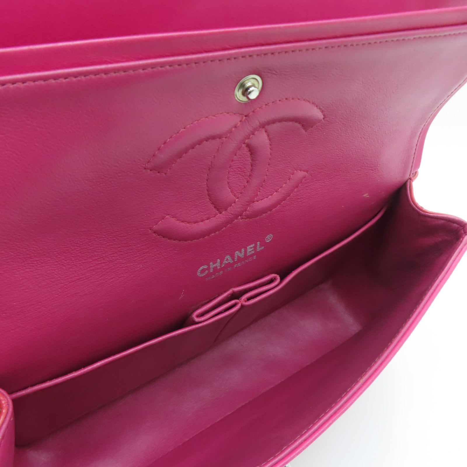 CHANEL 菱格漆皮皮革Classic银扣肩背袋粉红色