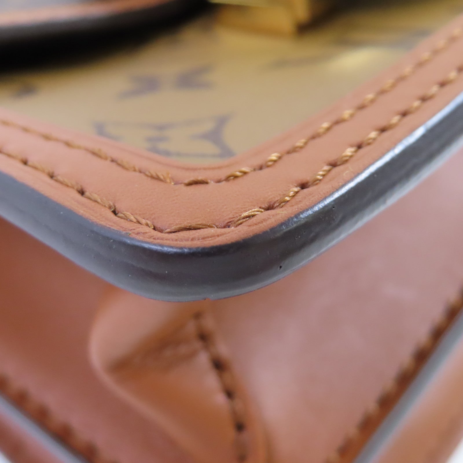 LOUIS VUITTON Monogram Reverse Dauphine Shoulder Bag肩背袋啡色