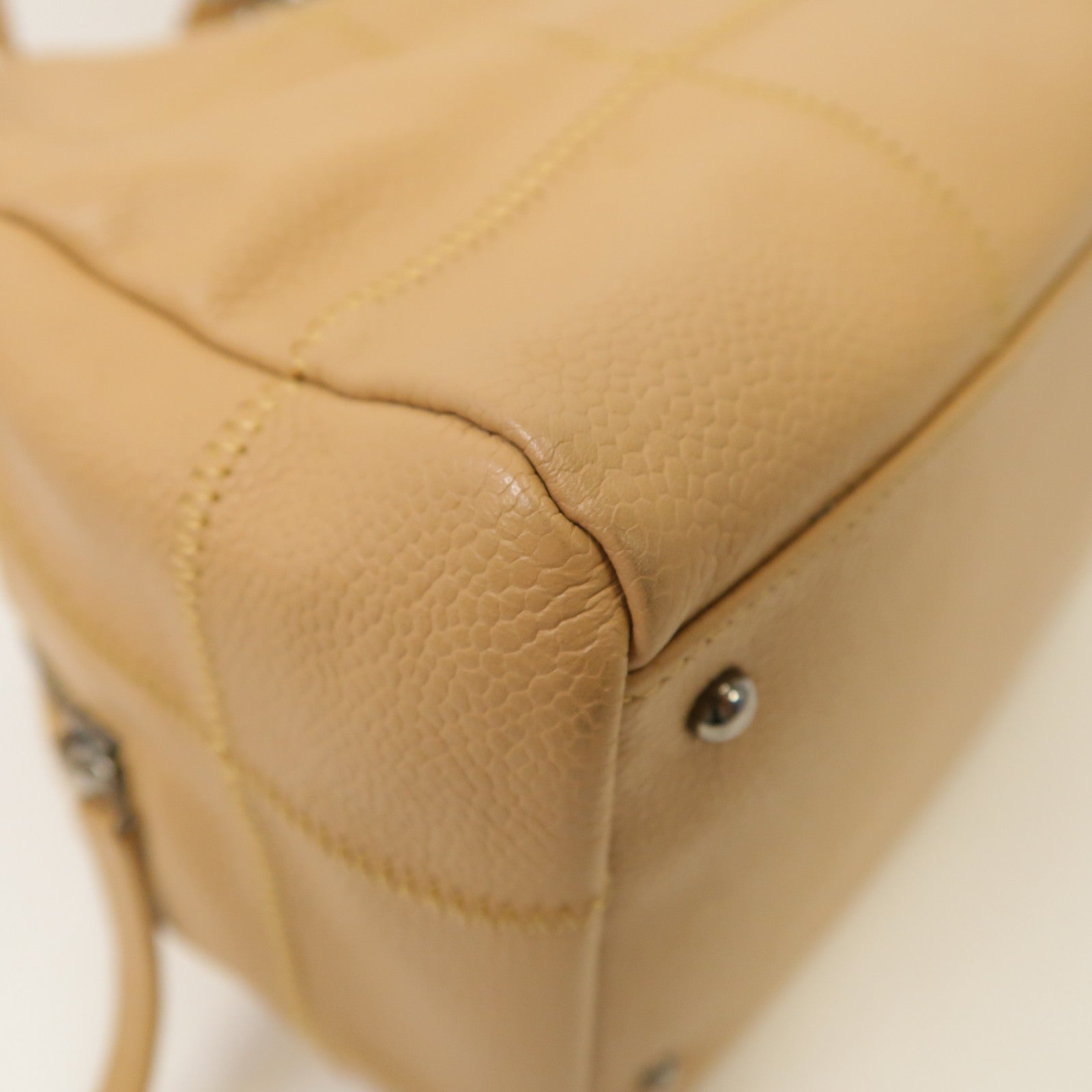 CHANEL 【激減優惠】牛皮皮革Tote Bag銀扣手挽袋杏仁色