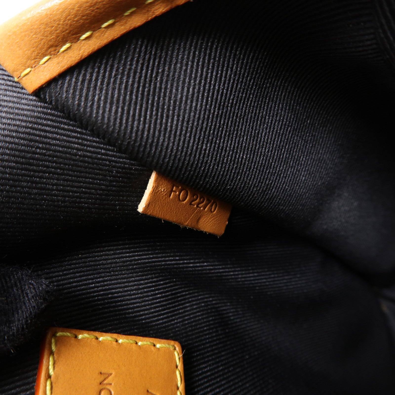 LOUIS VUITTON Monogram/Damier Nano Amazone肩背袋啡色