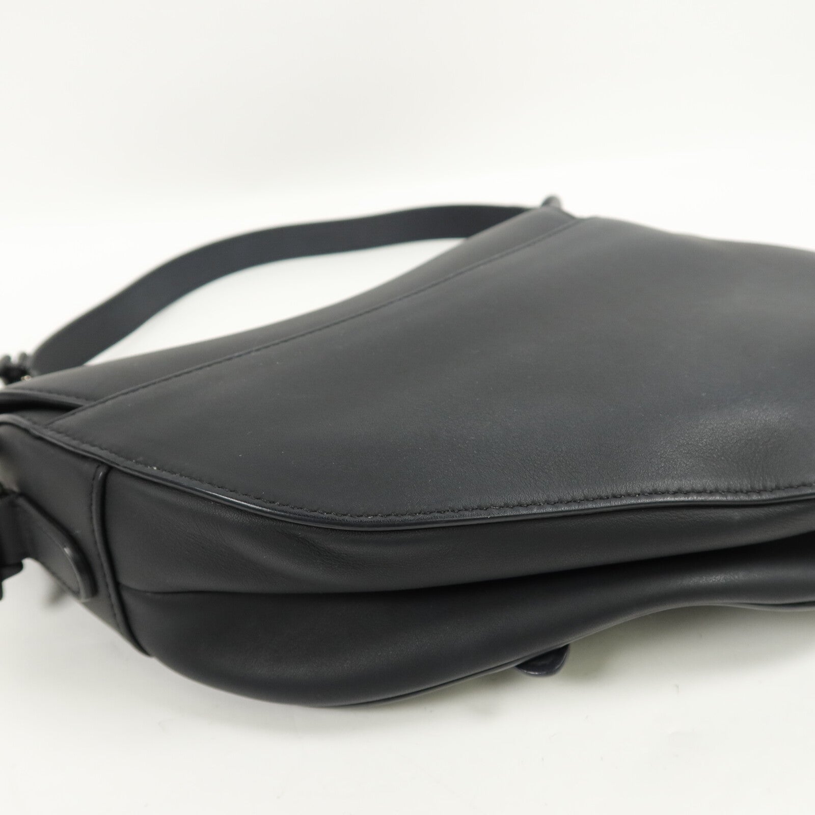 Dior 牛皮皮革Saddle Medium肩背袋