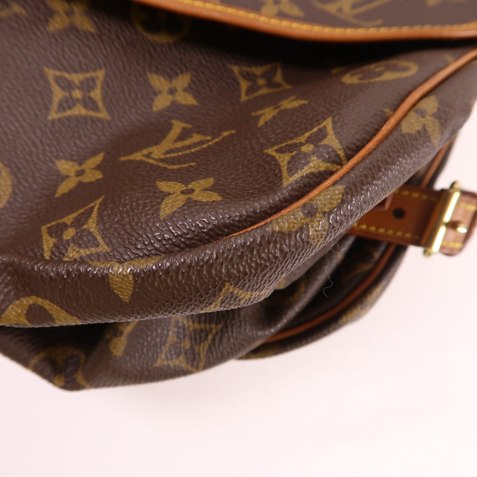 LOUIS VUITTON LV GHW Saumur 35 Crossbody Shoulder Bag M42254 Monogram Brown