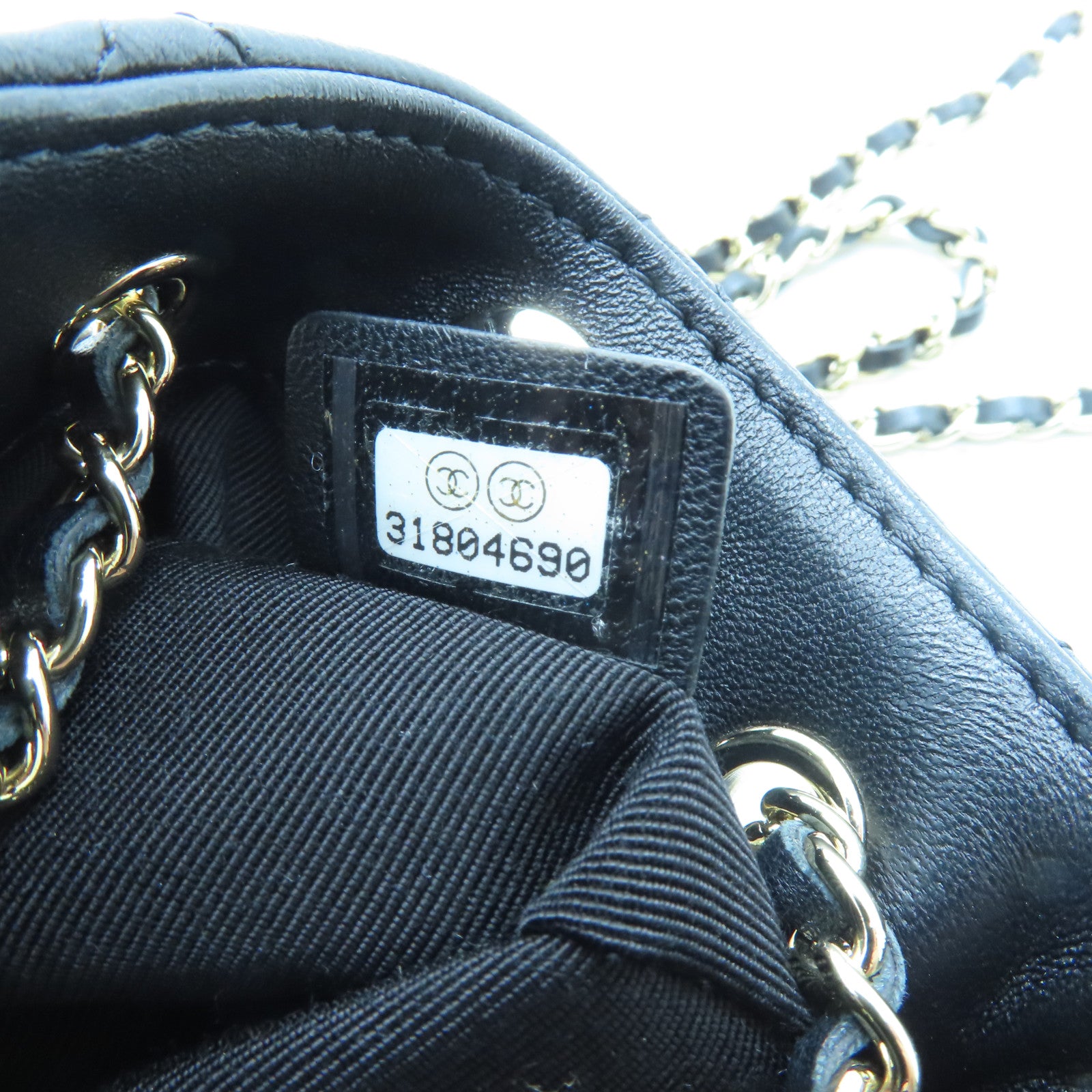 CHANEL 菱格羊皮皮革Chain Shoulder金扣鏈帶肩背袋黑色