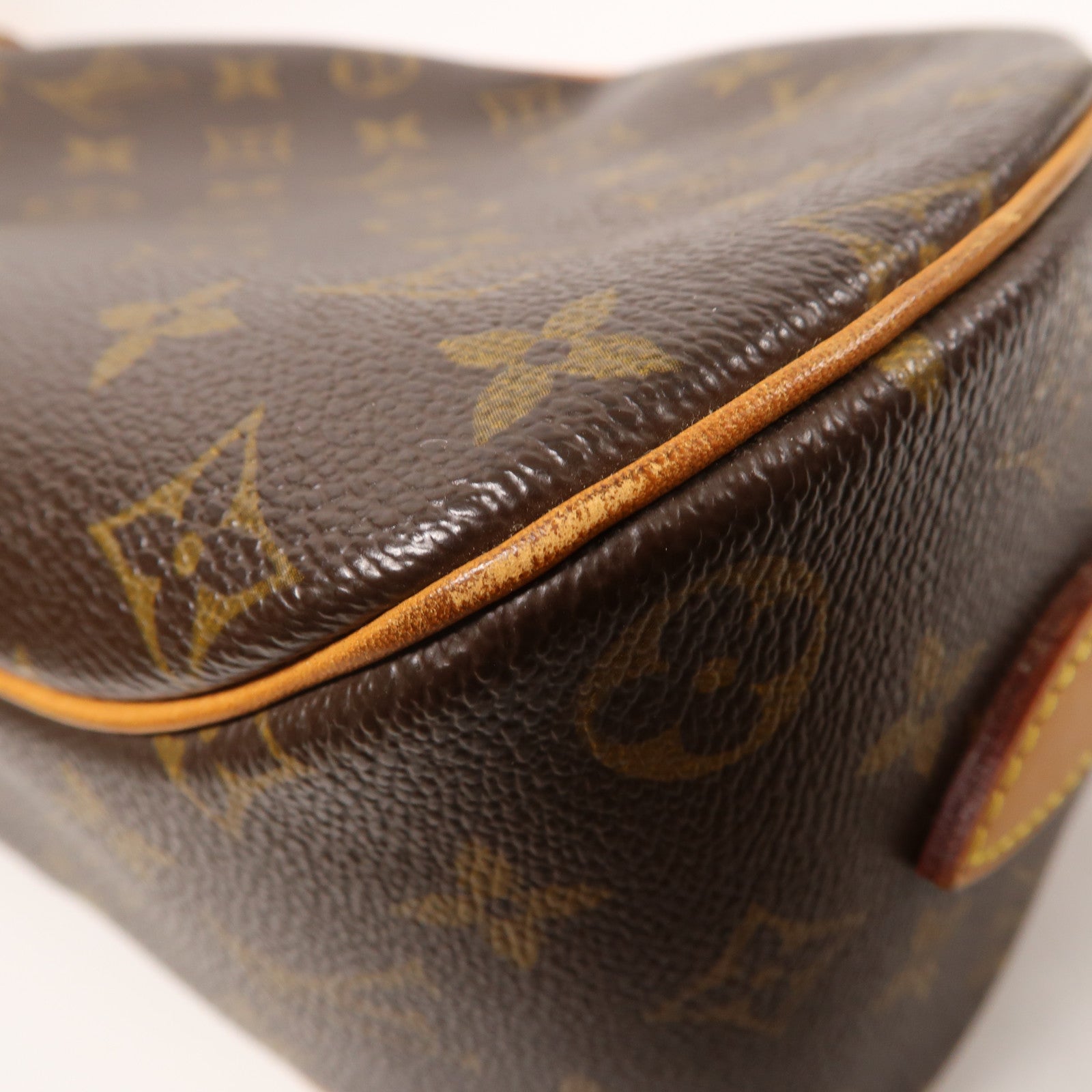 LOUIS VUITTON Monogram Blois Shoulder Bag金扣肩背袋啡色