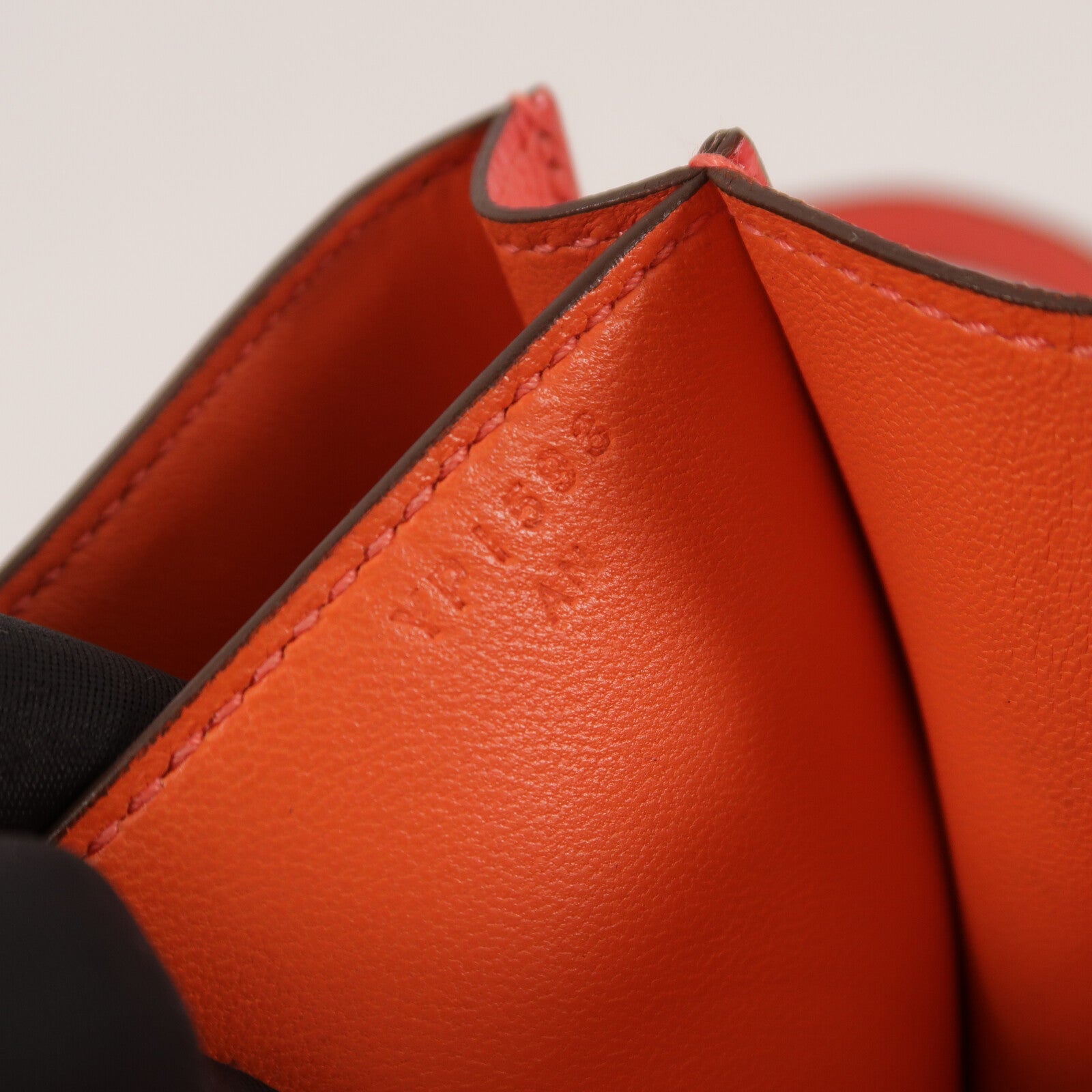 HERMES Chevre皮革Constance Mini肩背袋Rose Jaipur