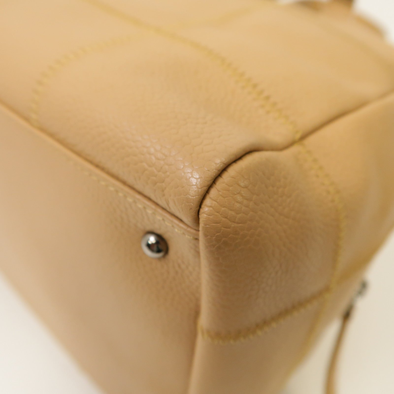 CHANEL 【激減優惠】牛皮皮革Tote Bag銀扣手挽袋杏仁色