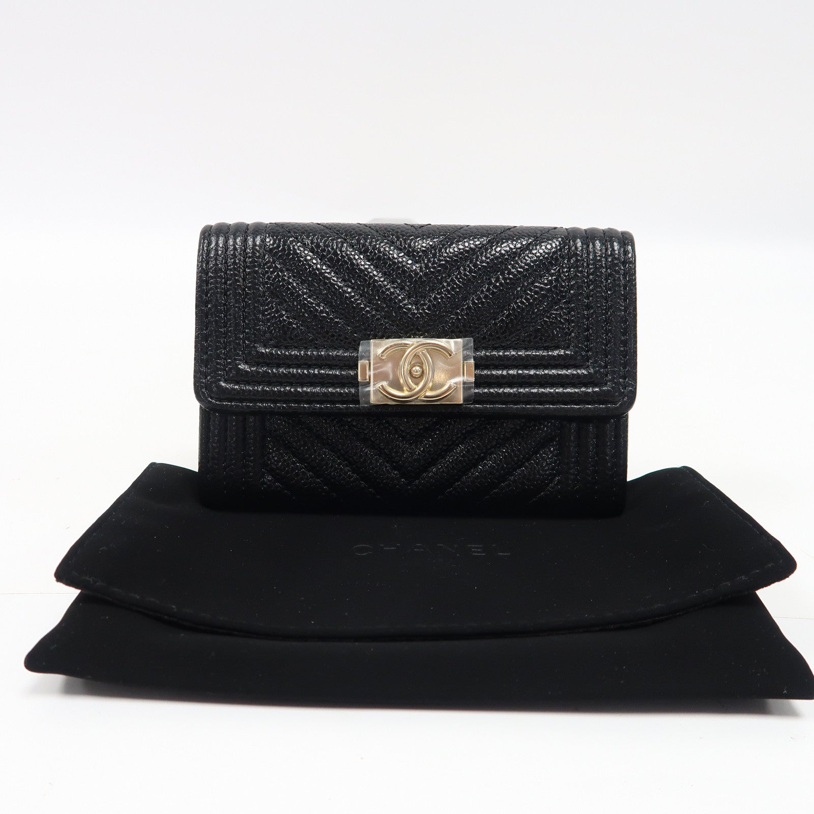 CHANEL 斜紋Caviar皮革Boy Card Case金扣卡片套黑色