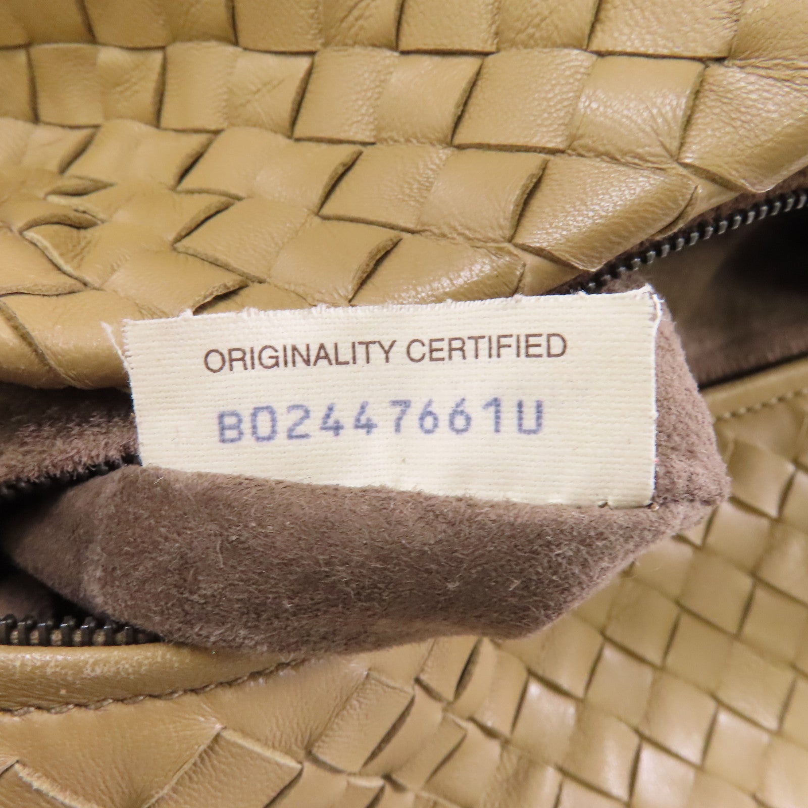 BOTTEGA VENETA 羊皮皮革Shoulder Bag肩背袋卡其色