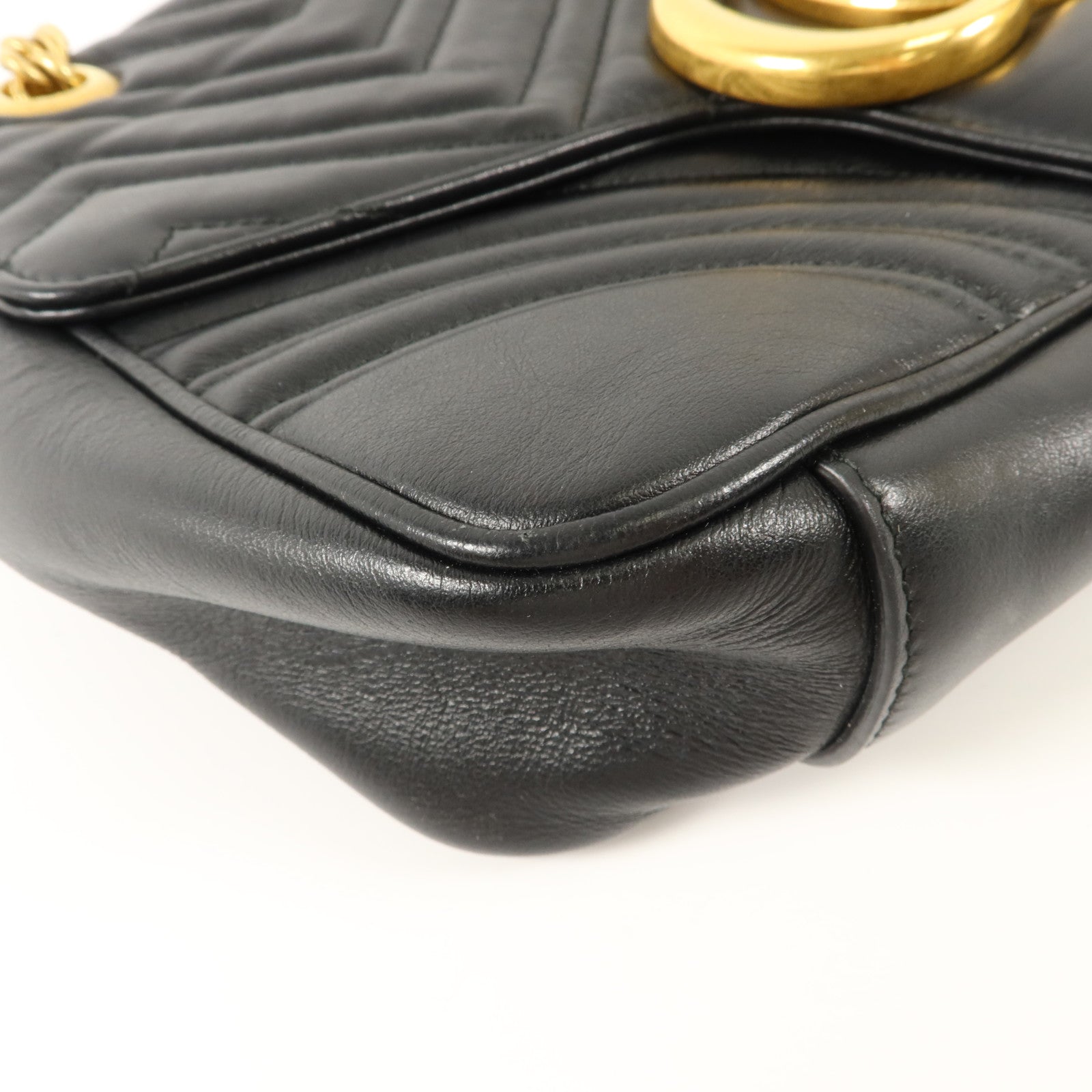 GUCCI 牛皮皮革GG Marmont Medium鏈帶肩背袋