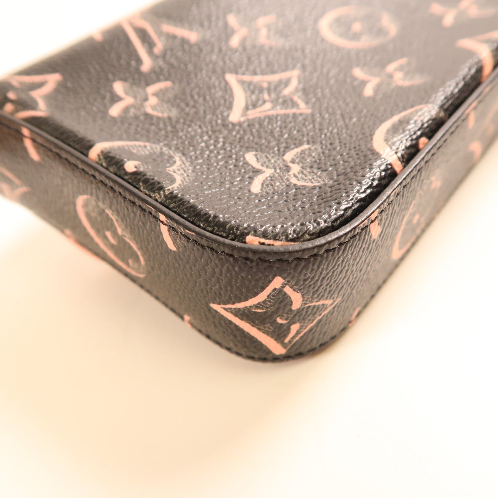 LOUIS VUITTON LV GHW Felicie Strap & Go Shoulder Bag M81471 Monogram Black/Pink