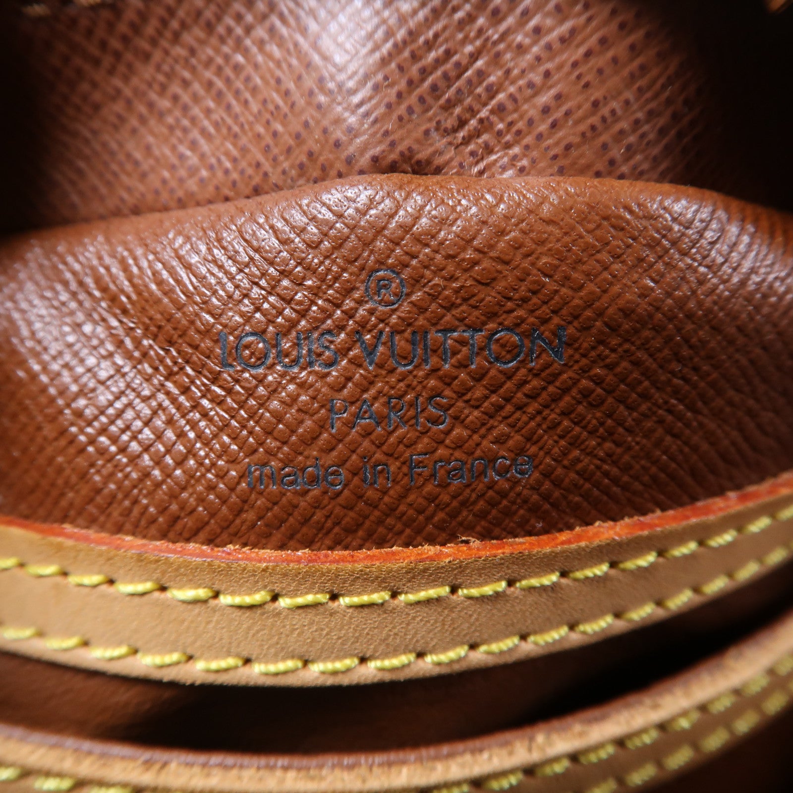 LOUIS VUITTON Monogram Blois Shoulder Bag金扣肩背袋啡色