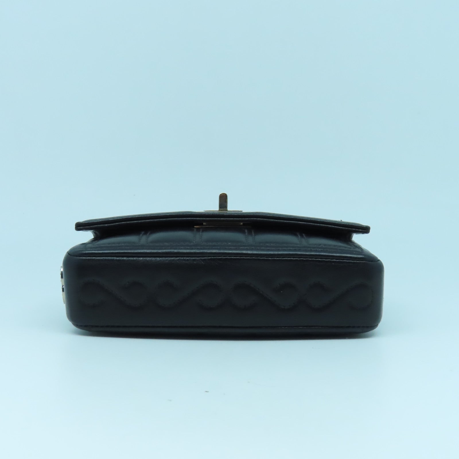CHANEL 【清倉大減價】牛皮皮革Chain Shoulder Bag銀扣鏈帶肩背袋黑色
