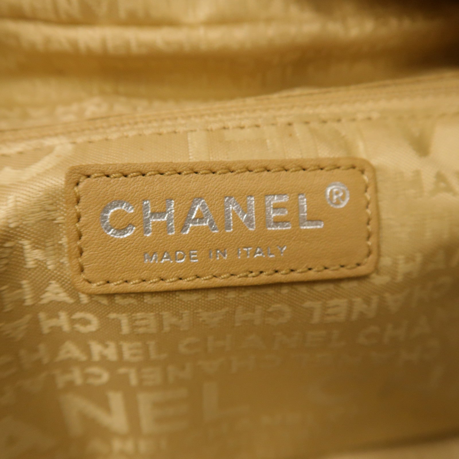 CHANEL 【激減優惠】牛皮皮革Tote Bag銀扣手挽袋杏仁色