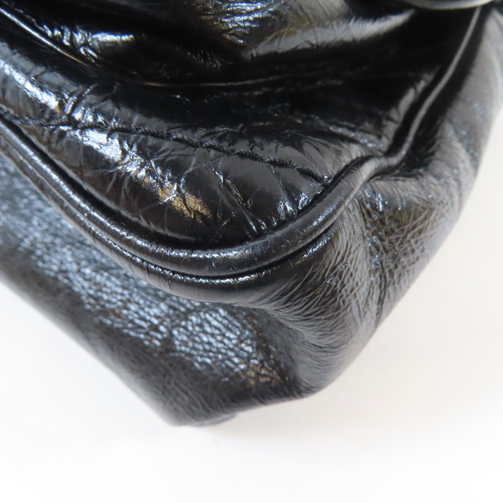 SAINT LAURENT 牛皮皮革Nikki銀扣鏈帶肩背袋黑色