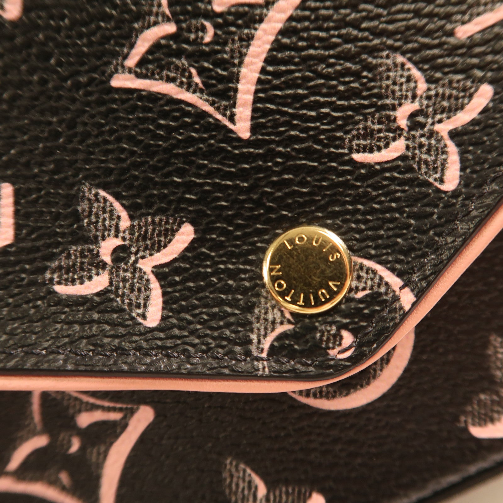 LOUIS VUITTON LV GHW Felicie Strap & Go Shoulder Bag M81471 Monogram Black/Pink