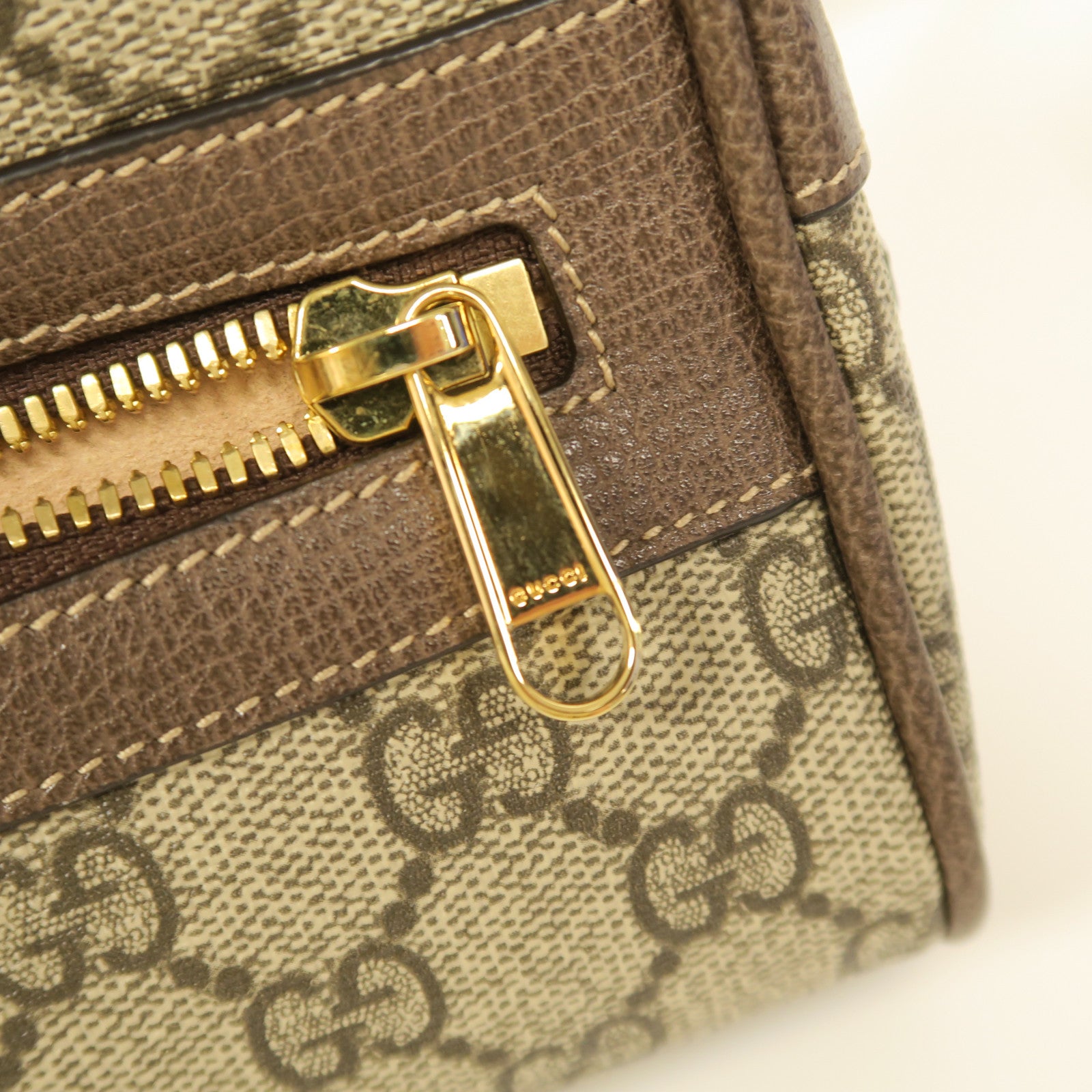 GUCCI 【激減優惠】塗層帆布Waist Bag金扣腰包啡色