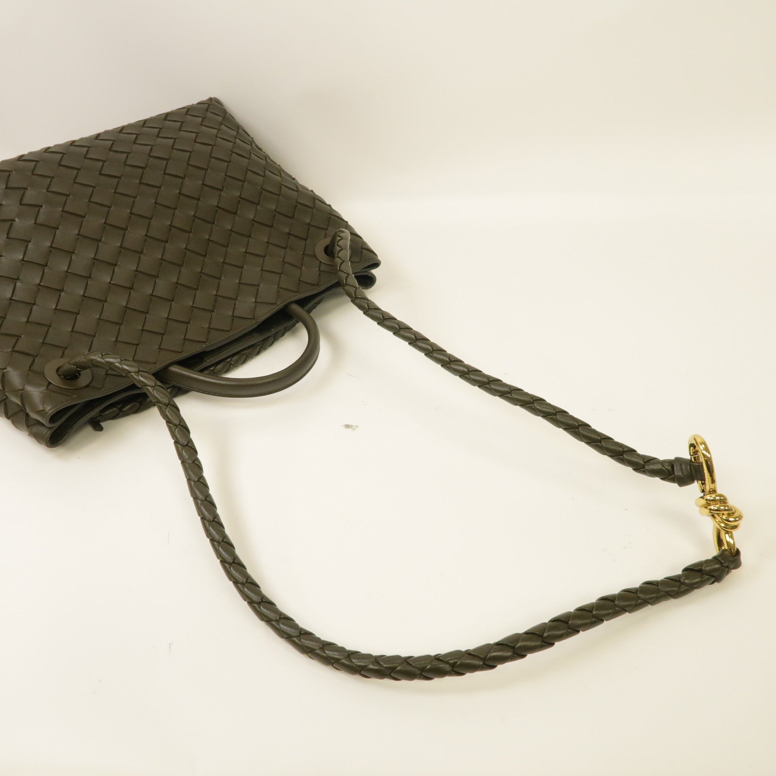 BOTTEGA VENETA 織紋皮革Medium Andiamo金扣手挽肩背兩用袋啡色