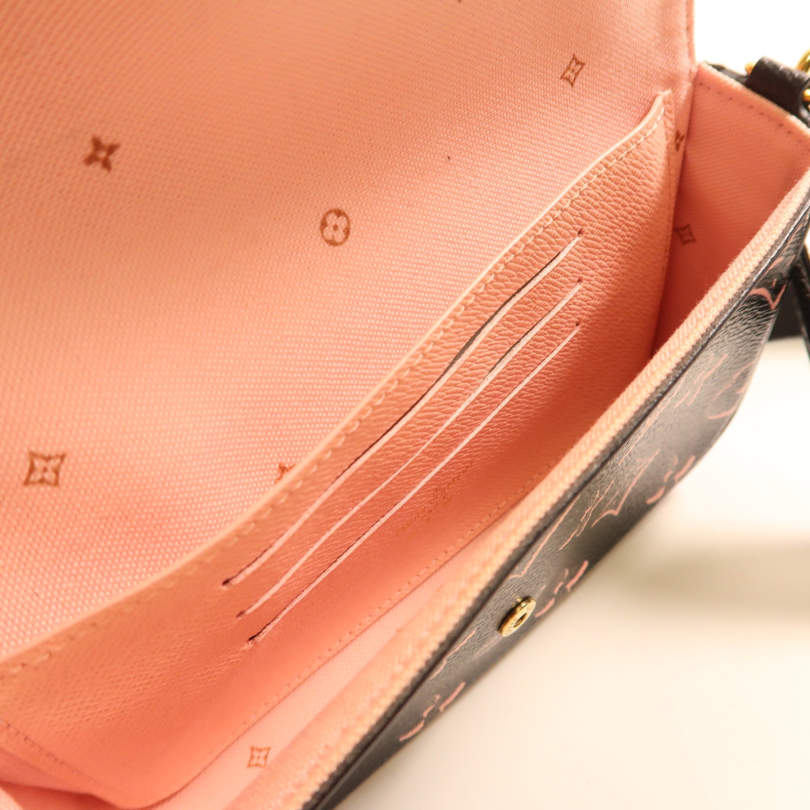 LOUIS VUITTON LV GHW Felicie Strap & Go Shoulder Bag M81471 Monogram Black/Pink