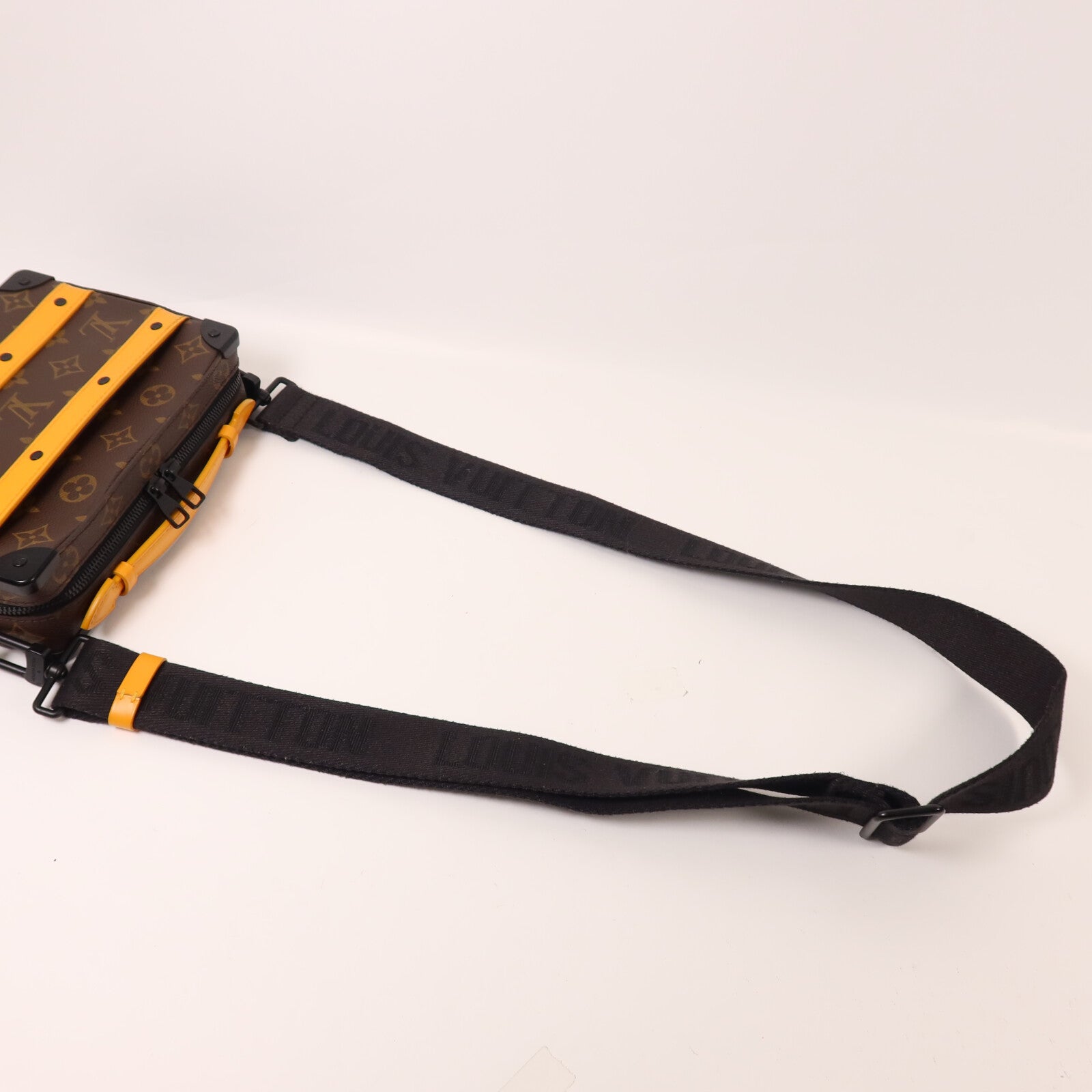 LOUIS VUITTON Monogram Macassar Handle Soft Trunk手挽肩背兩用袋