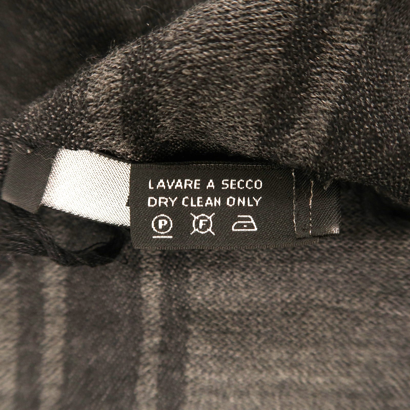 GUCCI 羊毛/絲質Scarf圍巾黑色