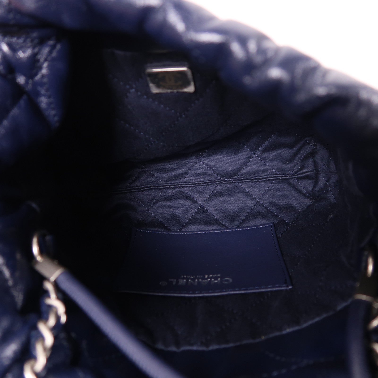 CHANEL 【激減優惠】牛皮皮革Mini 22銀扣鏈帶肩背袋